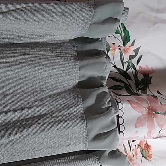 SILVER TANK TOP - Picture 2 of 5